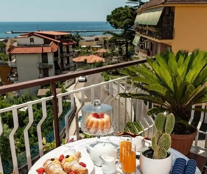 Aamiaismajoitus (B&B) Damahouse