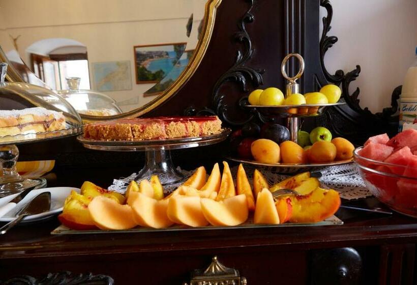 تختخواب و صبحانه Il Peschiciano