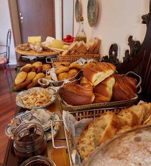 تختخواب و صبحانه Il Peschiciano