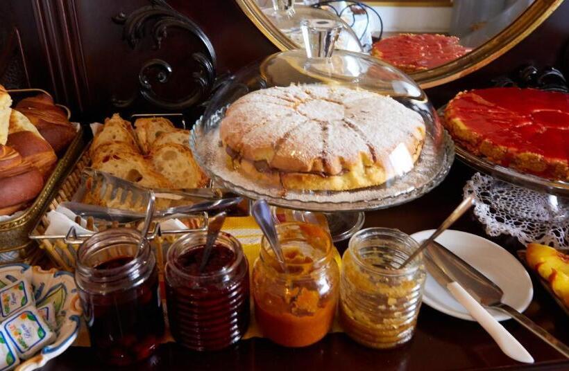 تختخواب و صبحانه Il Peschiciano