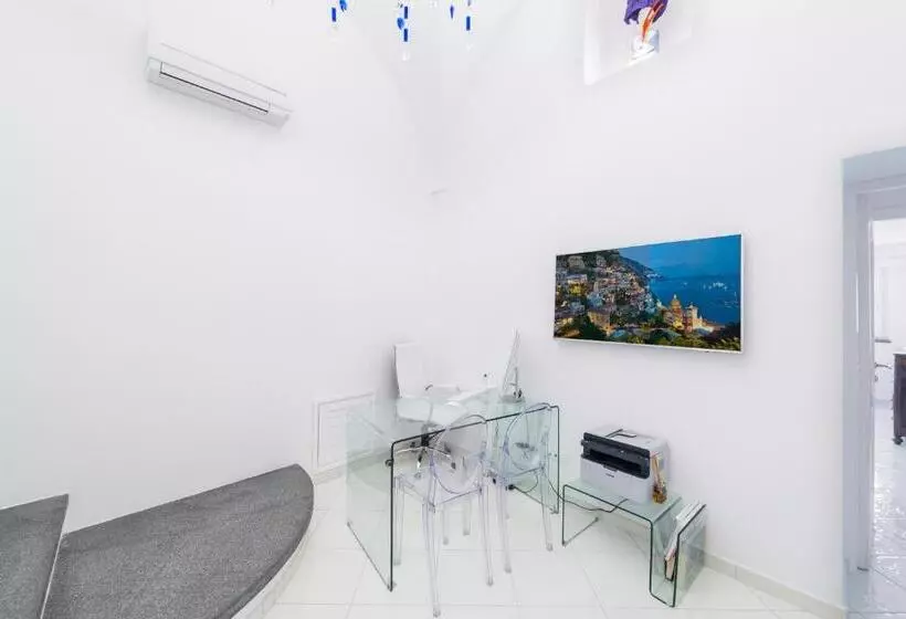 Aamiaismajoitus (B&B) La Divina Amalfi Coast