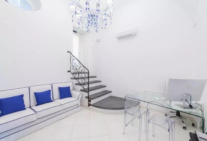 Aamiaismajoitus (B&B) La Divina Amalfi Coast