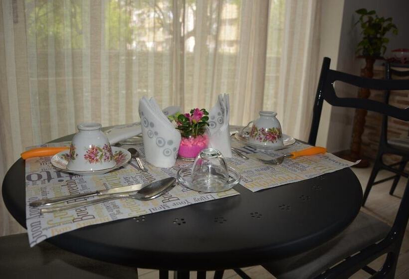 La Rosa Bed & Breakfast