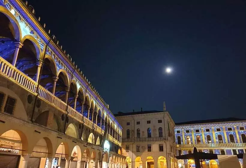 پانسیون Officine Cavour Apartments