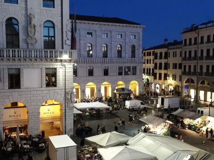 پانسیون Officine Cavour Apartments