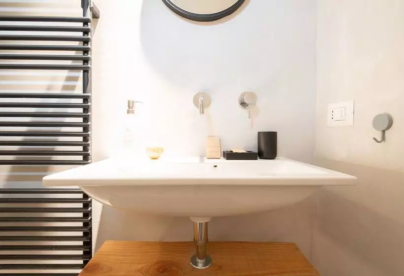 پانسیون Officine Cavour Apartments