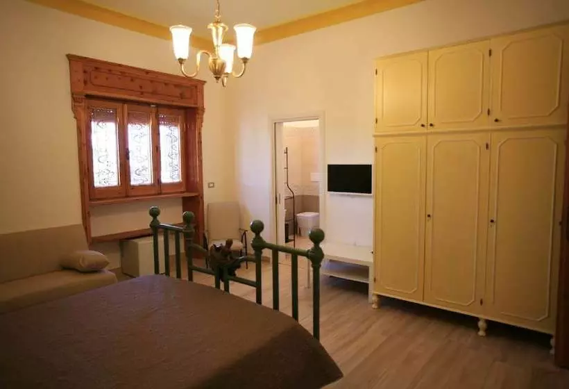 Aamiaismajoitus (B&B) I Colori Di Villa Amalia
