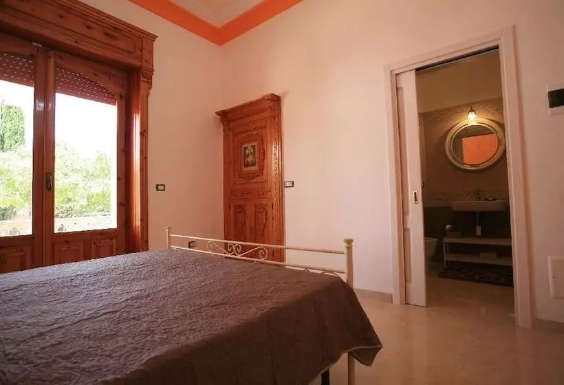 Aamiaismajoitus (B&B) I Colori Di Villa Amalia