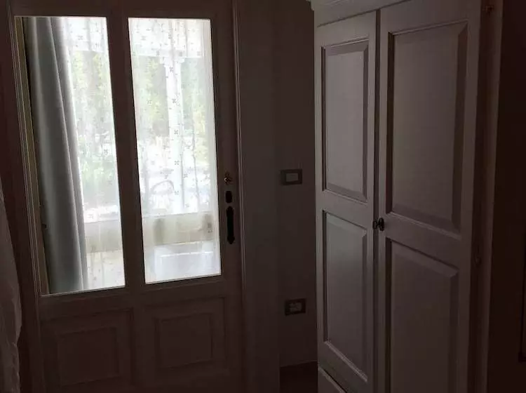 Aamiaismajoitus (B&B) I Colori Di Villa Amalia