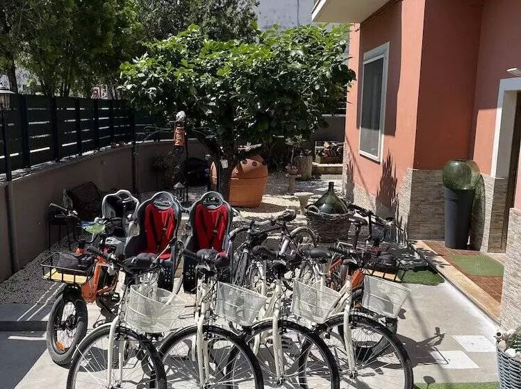 تختخواب و صبحانه Marini Bed&breakfast