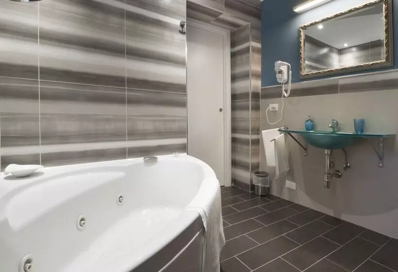 تختخواب و صبحانه Marini Bed&breakfast