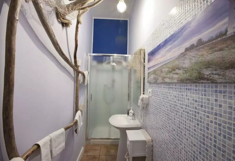 تختخواب و صبحانه Marini Bed&breakfast