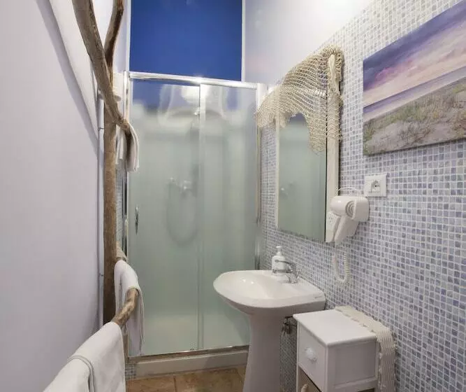 تختخواب و صبحانه Marini Bed&breakfast