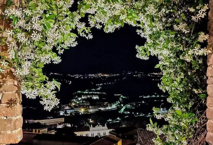 تختخواب و صبحانه Villa Dei Marchi