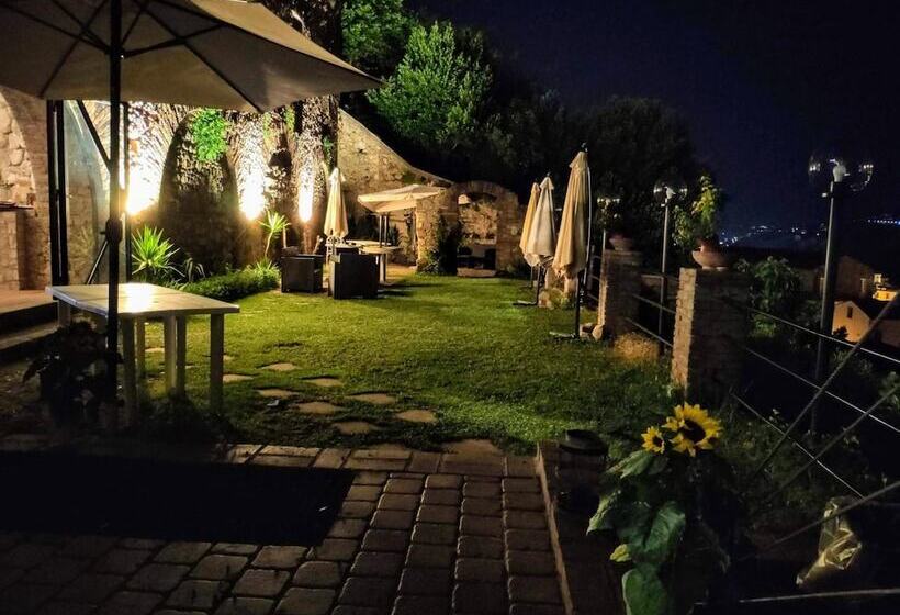 تختخواب و صبحانه Villa Dei Marchi