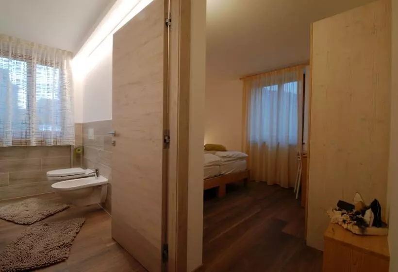 Aamiaismajoitus (B&B) Bike Bed&breakfast Mille Pini