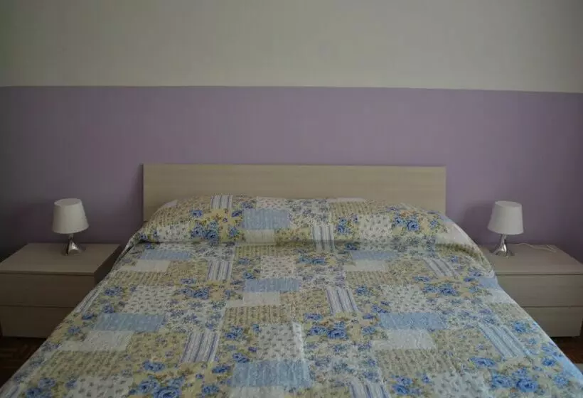 ベッドアンドブレックファースト Saint Francis