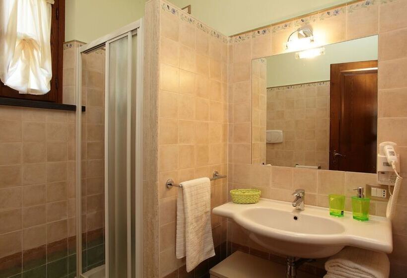 בית מלון כפרי Agriturismo La Regina