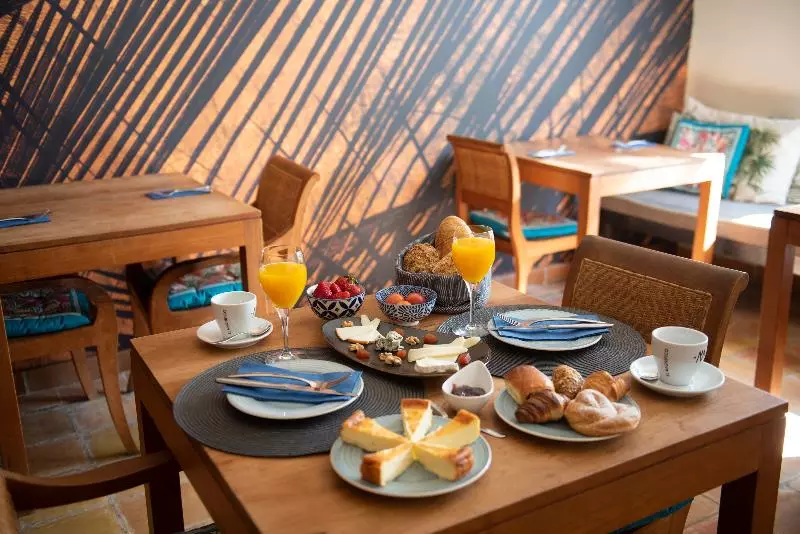 ホテル Convent De Begur