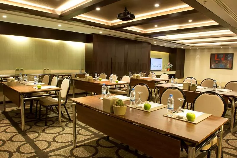 هتل Gefinor Rotana – Beirut