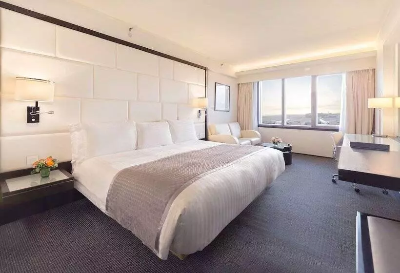 فندق Regal Airport