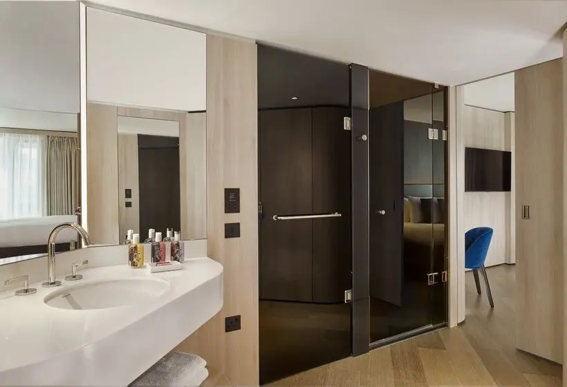 هتل Riu Plaza London The Westminster