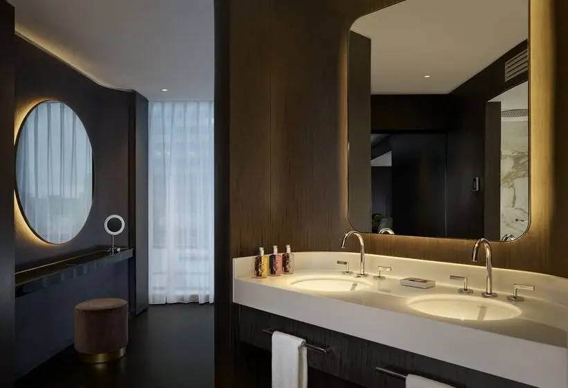 هتل Riu Plaza London The Westminster