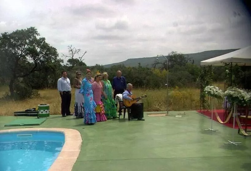 교외 호텔 Paraje La Lambra