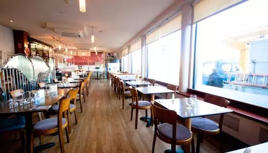 هتل The Eliza Lodge