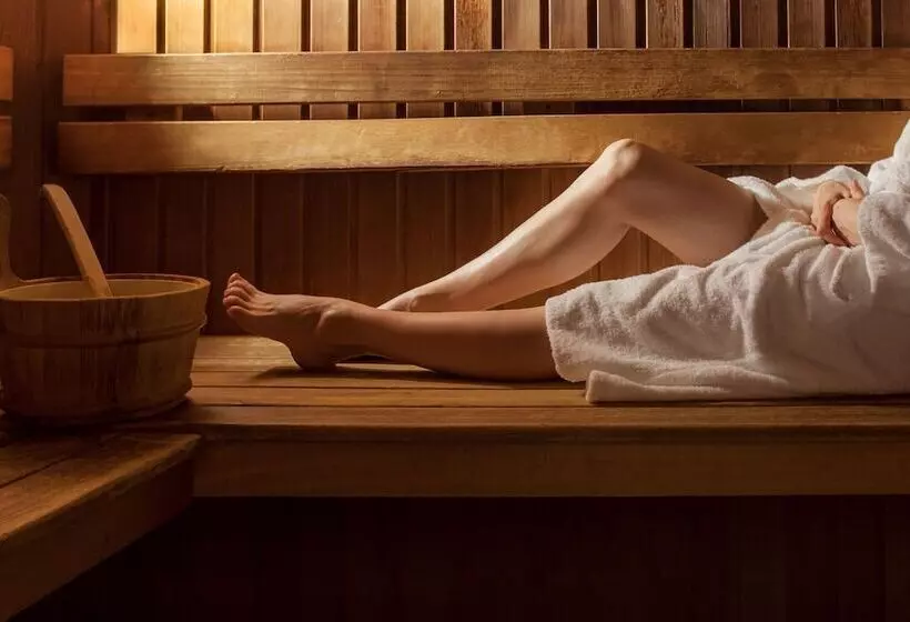 Отель The Sebel Brisbane