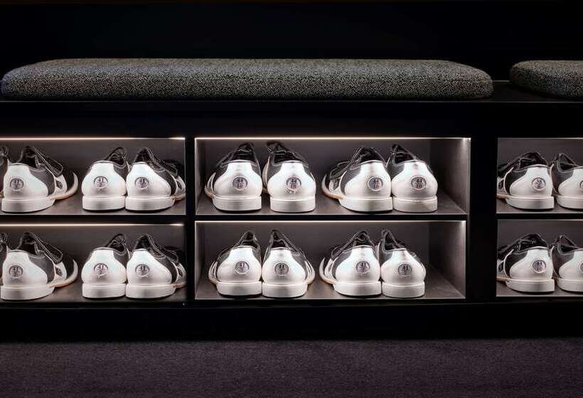 هتل The Westminster London, Curio Collection By Hilton