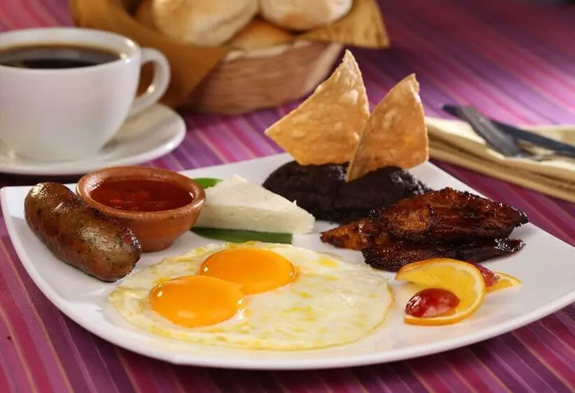 هتل Villa Colonial