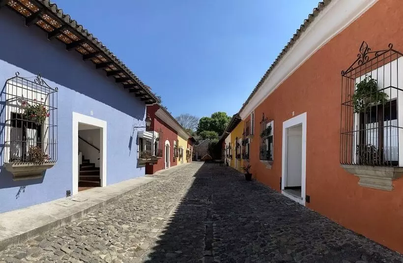 هتل Villa Colonial