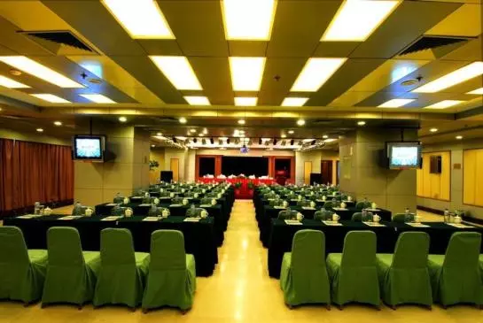 Islandia Water Hotel & Spa