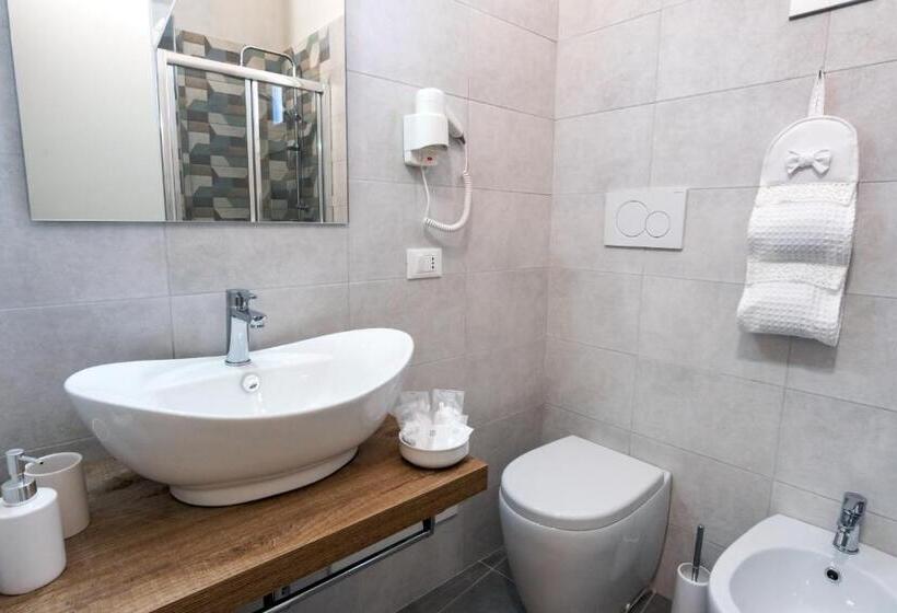 تختخواب و صبحانه Le Stanze Del Duomo