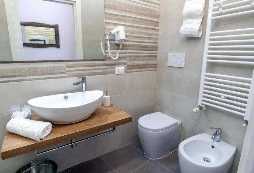 تختخواب و صبحانه Le Stanze Del Duomo