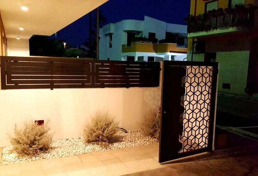 تختخواب و صبحانه Riva 33