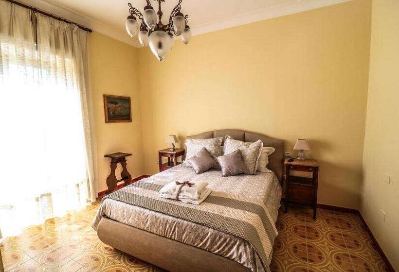 تختخواب و صبحانه Scognamiglio Suites