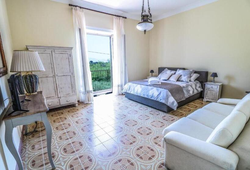 تختخواب و صبحانه Scognamiglio Suites