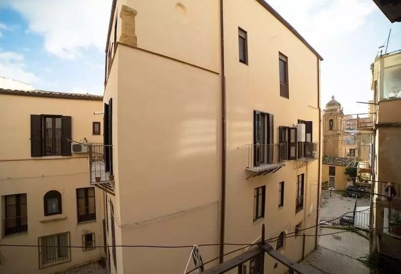 تختخواب و صبحانه Suite Dreams