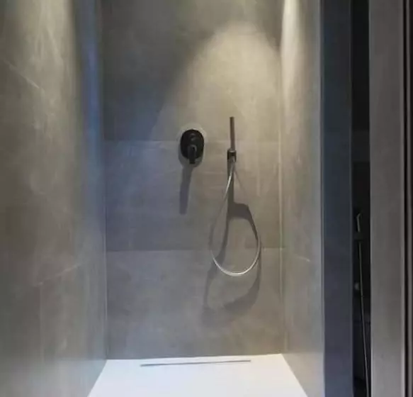 تختخواب و صبحانه Suite Dreams