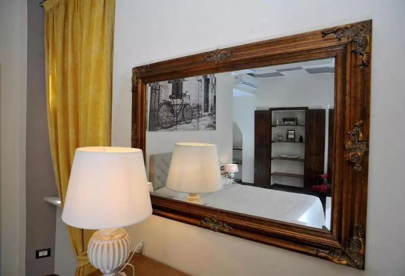 Hostelli Trattoria Laghee Con Alloggio