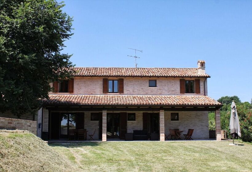 פונדק Villa Melagrana