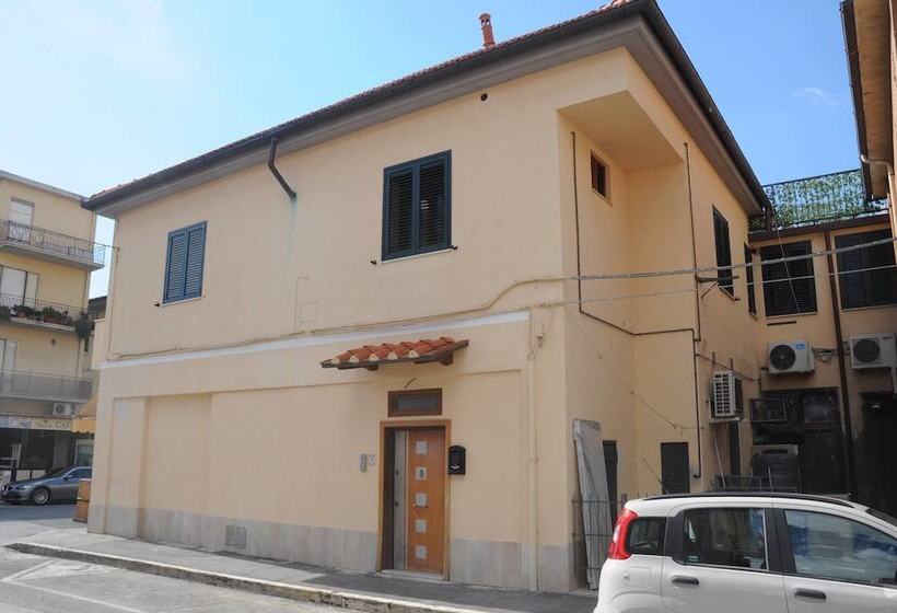 بنسيون Affittacamere Casa Brajan