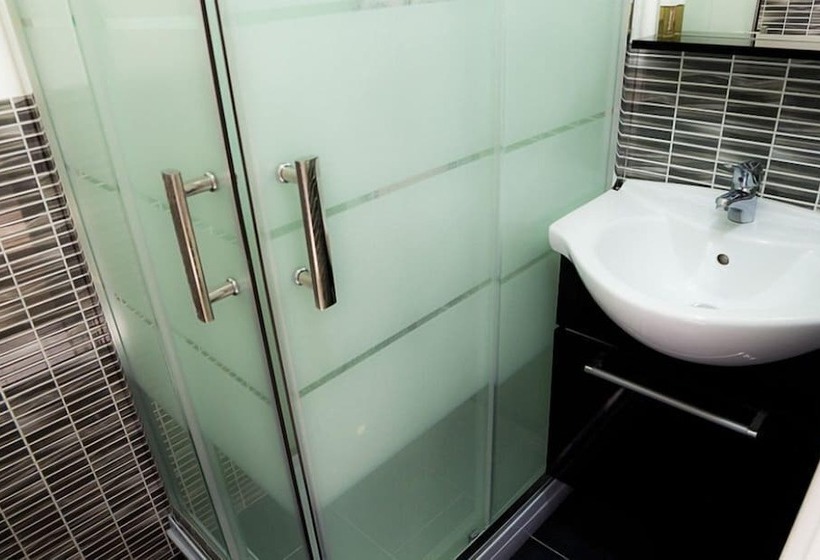 بنسيون Affittacamere Casa Brajan