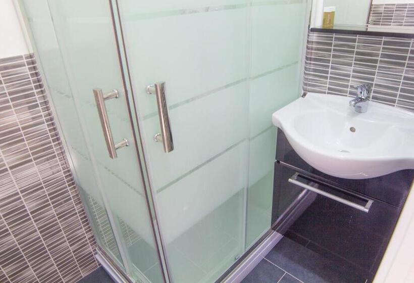 بنسيون Affittacamere Casa Brajan