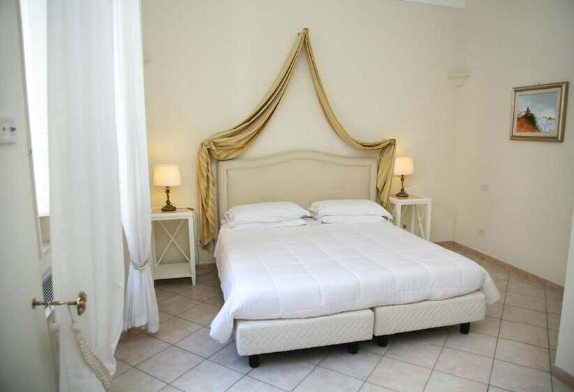 مسافرخانه Palazzetto Florio