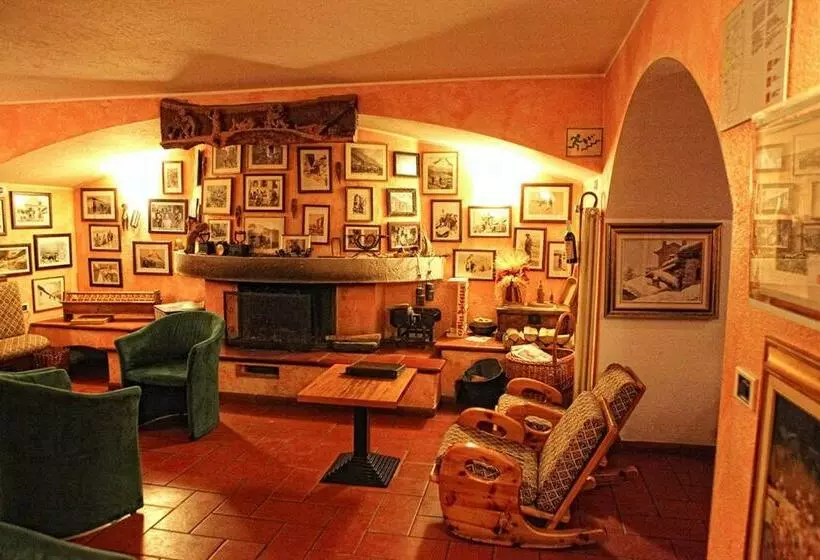 Hotelli à L Hostellerie Du Paradis