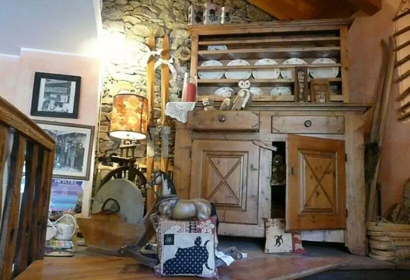 Hotelli à L Hostellerie Du Paradis