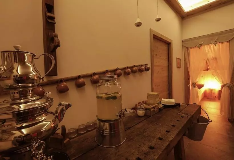 هتل Albergo Aurora